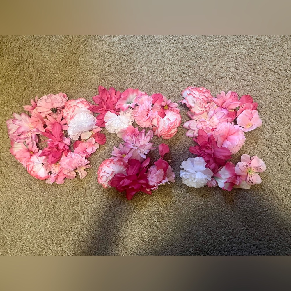 ΦΣΣ Phi Sigma Sigma Pink Flower Wooden Letters